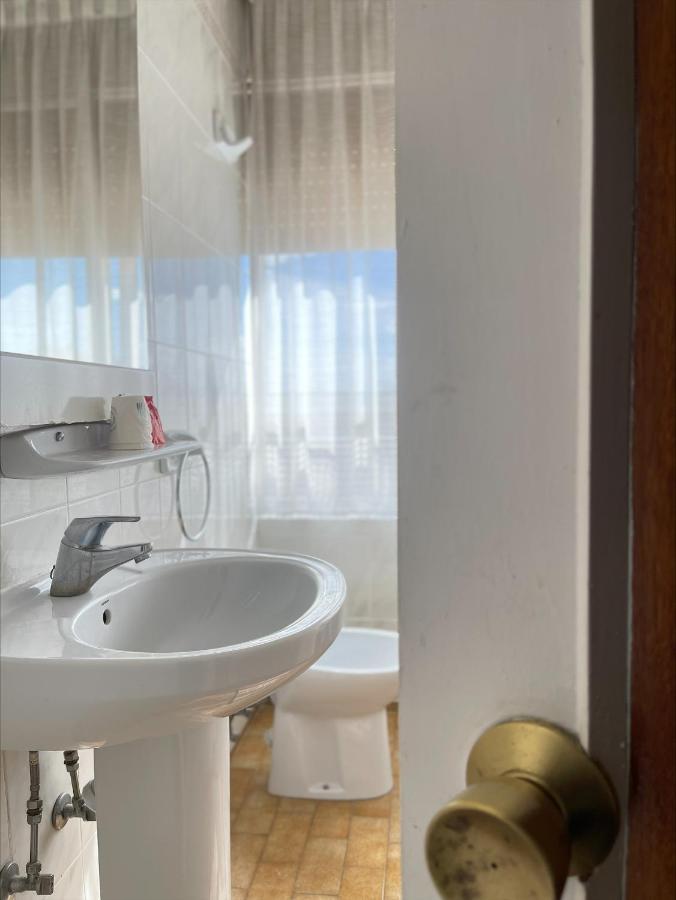 Hostal El Botero 몬레알델캄포 외부 사진